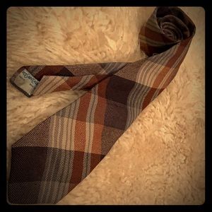 Vintage Yves Saint Laurent tie!